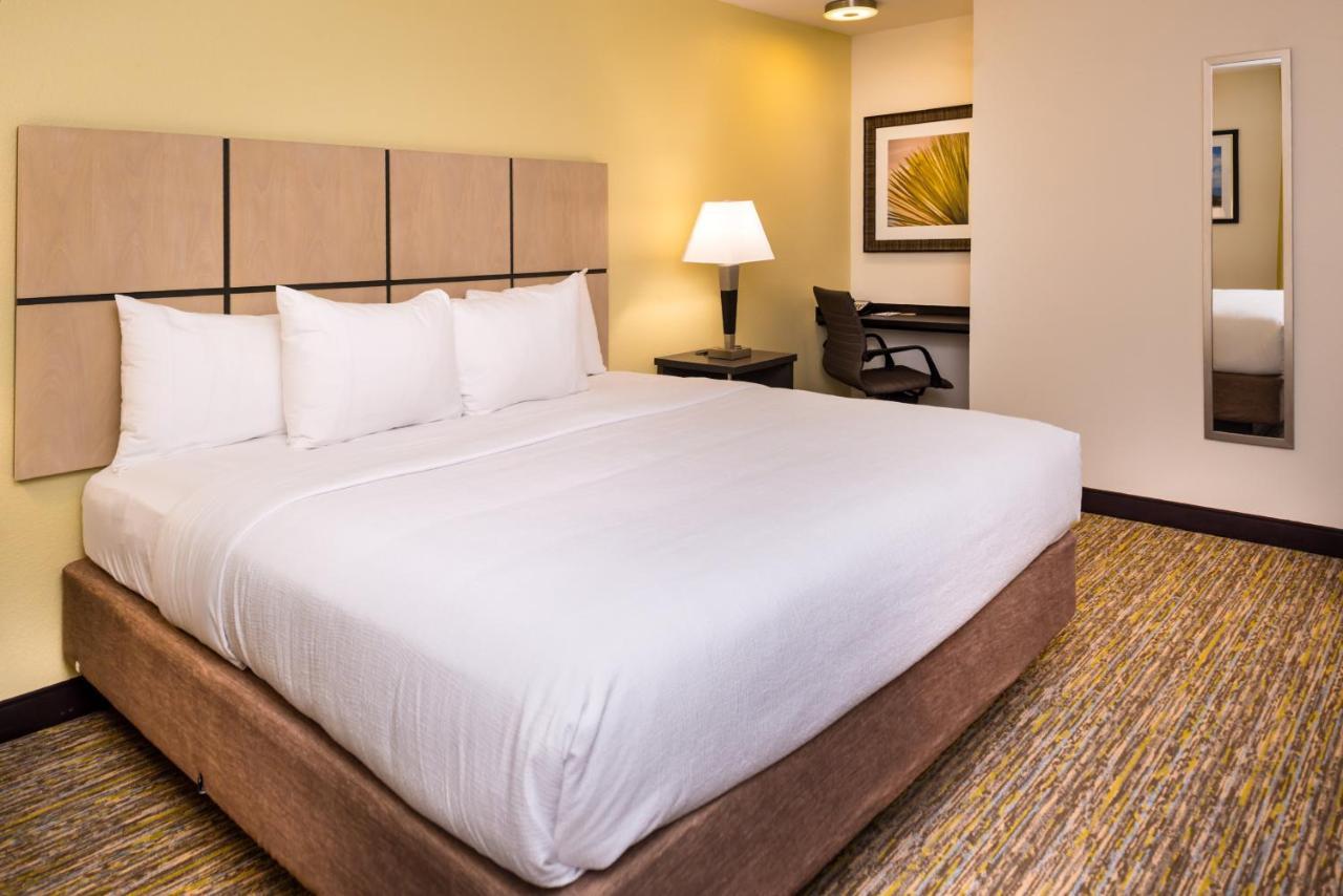 Candlewood Suites Carlsbad, An Ihg Hotel Εξωτερικό φωτογραφία